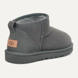 BNIB Ugg Classic Ultra Mini in Rainstorm